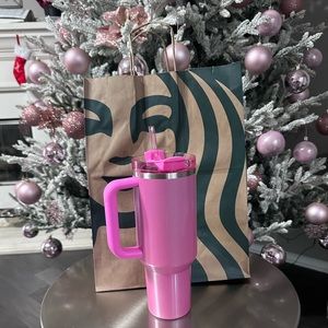 stanley x Starbucks exclusive 2023 PINK 40oz tumbler new
